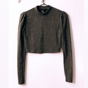 Long sleeve crop top